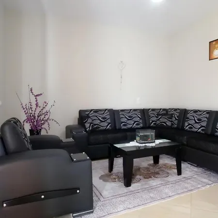 Guest Boiii Apartment *